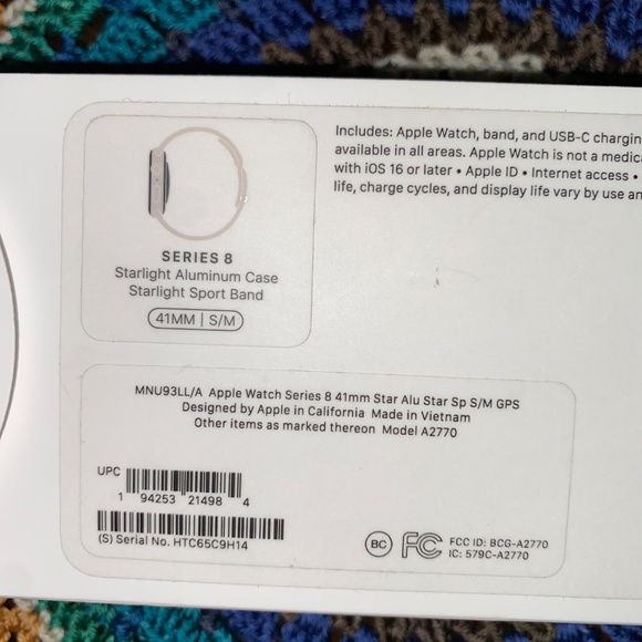 LIKE NEW Apple Watch Series 8 GPS 41mm Starlight Aluminum Case S/M - Picture 4 of 10